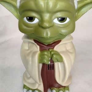 Lucasfilm JakksPacific 2013 Star Wars Talking Yoda Master Jedi w/Flashlight 5.5”